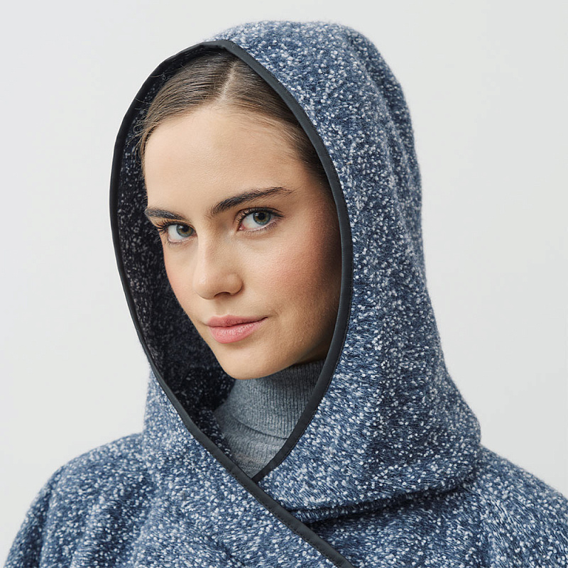 Пончо Джустина