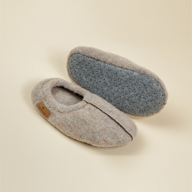 Домашние тапочки Тишка