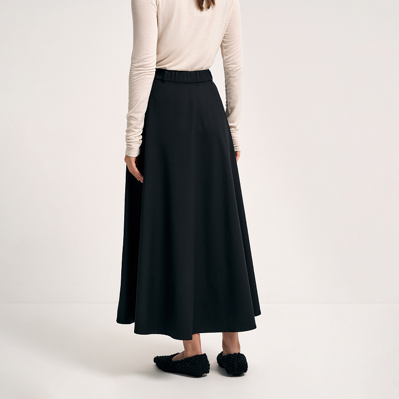 Юбка О25.Ш30.081 бесконечный чёрный