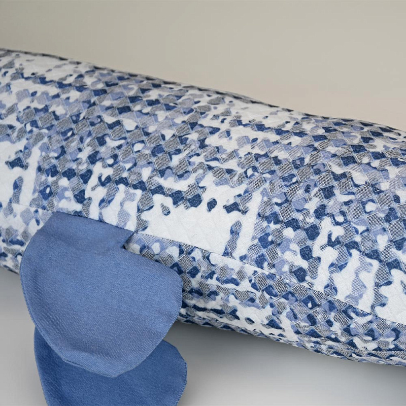 Подушка-валик Тунец Юрец, синяя