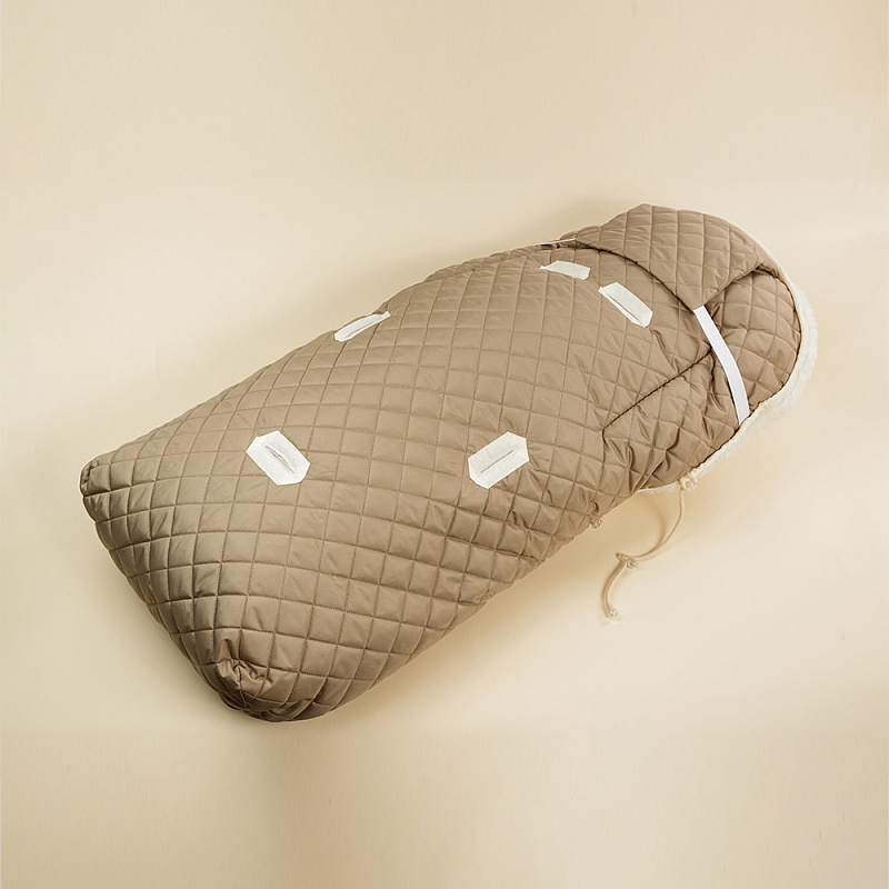 Конверт меховой бежевый