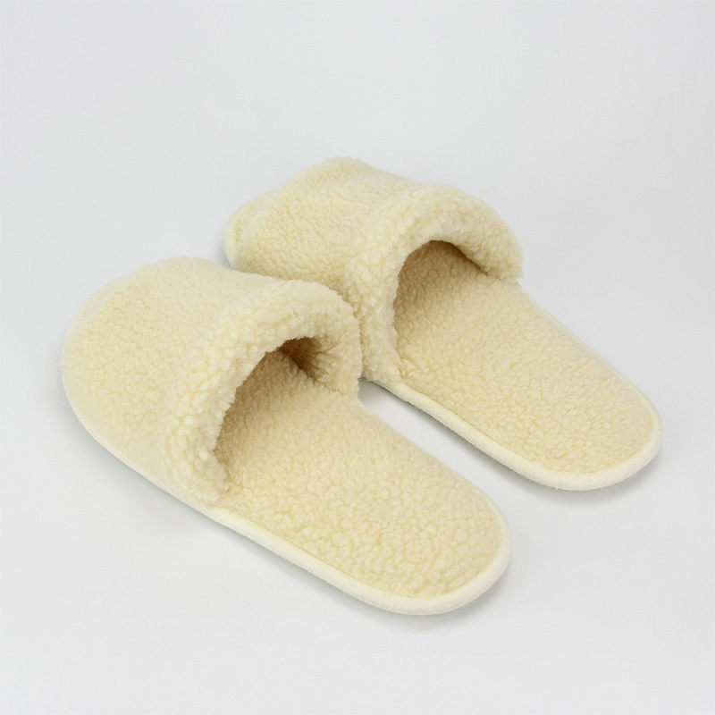 Домашние тапочки Монблан молочный