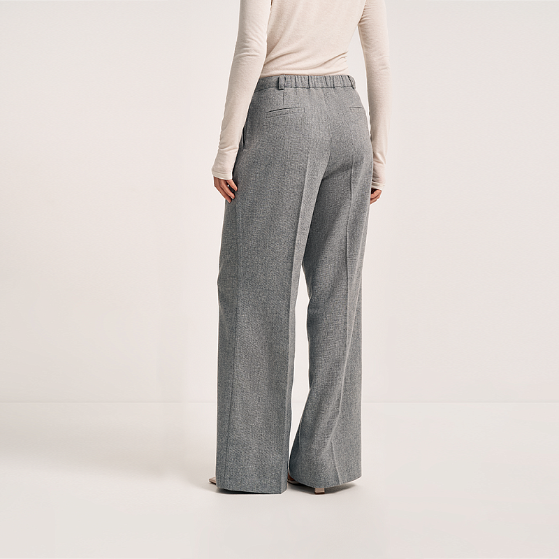 Брюки О25.Ш20.250 платиново-серый