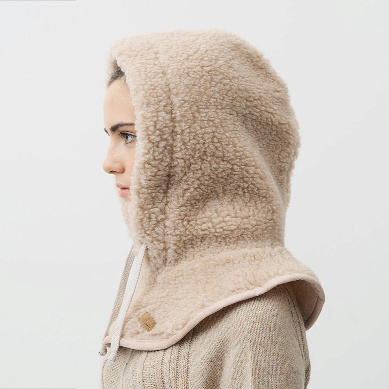 Шапка капор меховой бежевый