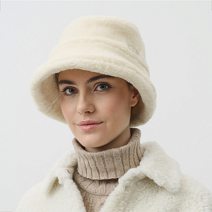 Шапка Одри белый