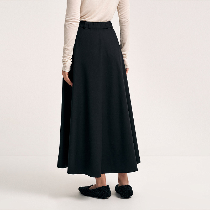 Юбка О25.Ш30.081 бесконечный чёрный