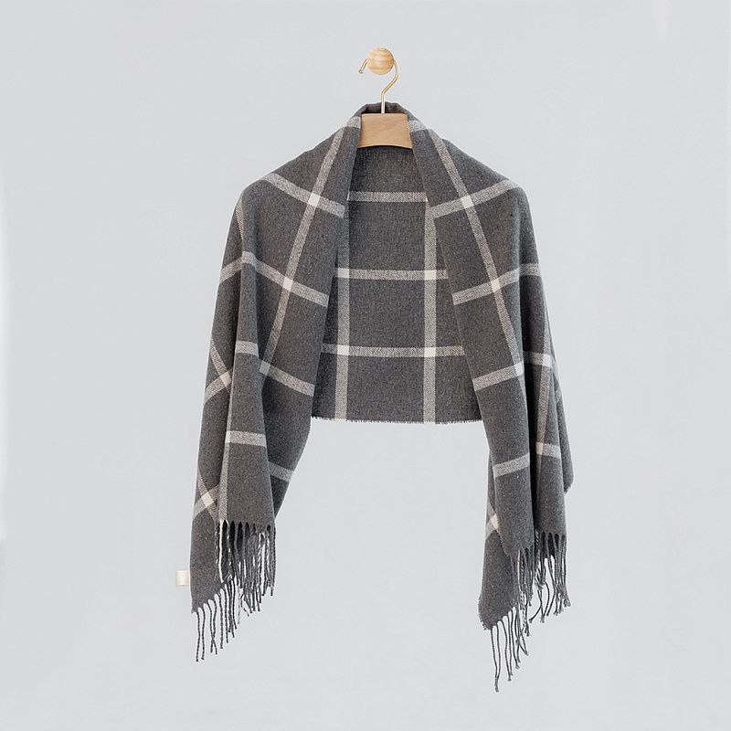 Палантин Маджоре серая клетка