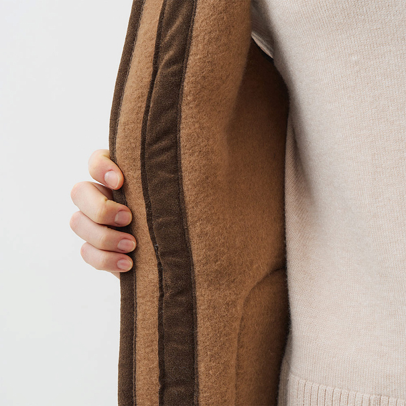 Жилет Менфи