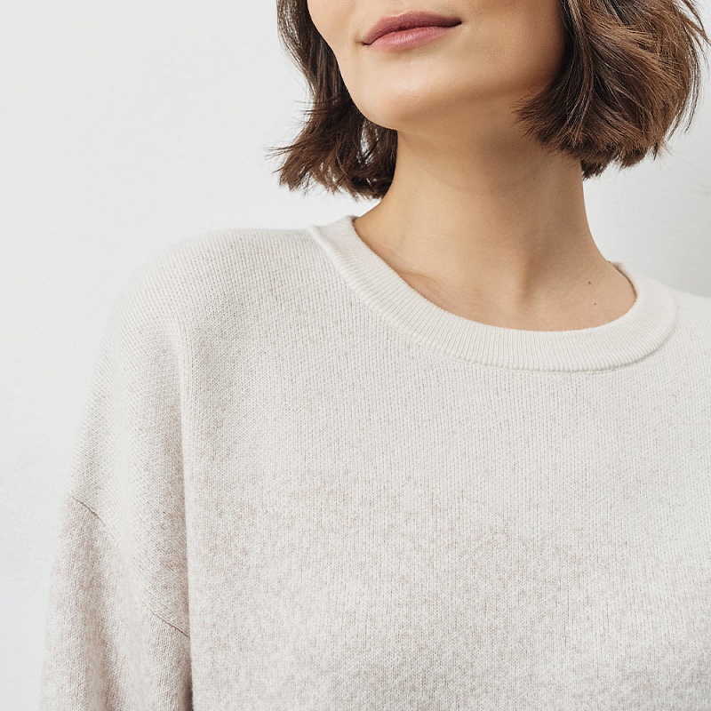 Пуловер О24.ТИ80.240/1 бежевый градиент