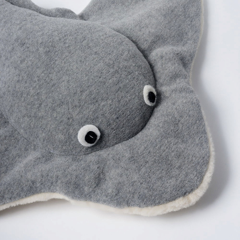 Сувенир Скат Панкрат серый