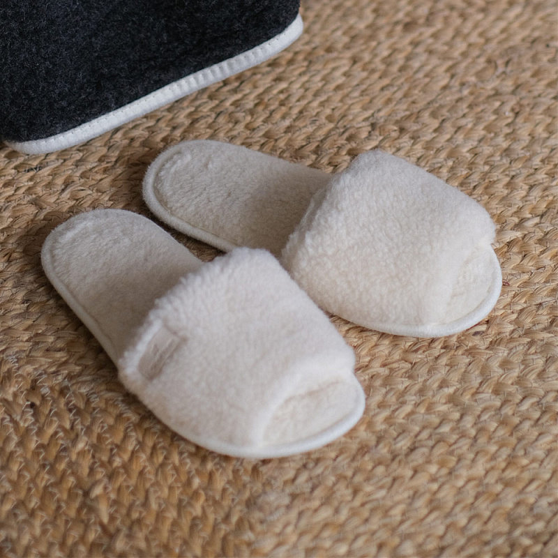 Домашние тапочки Монблан молочный