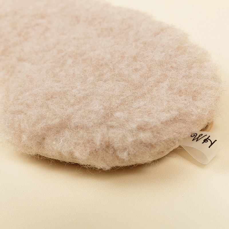 Повязка меховая на глаза бежевая