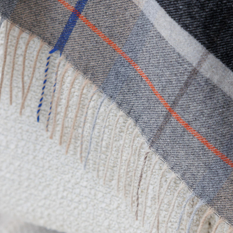 Плед Тревизо чёрная клетка