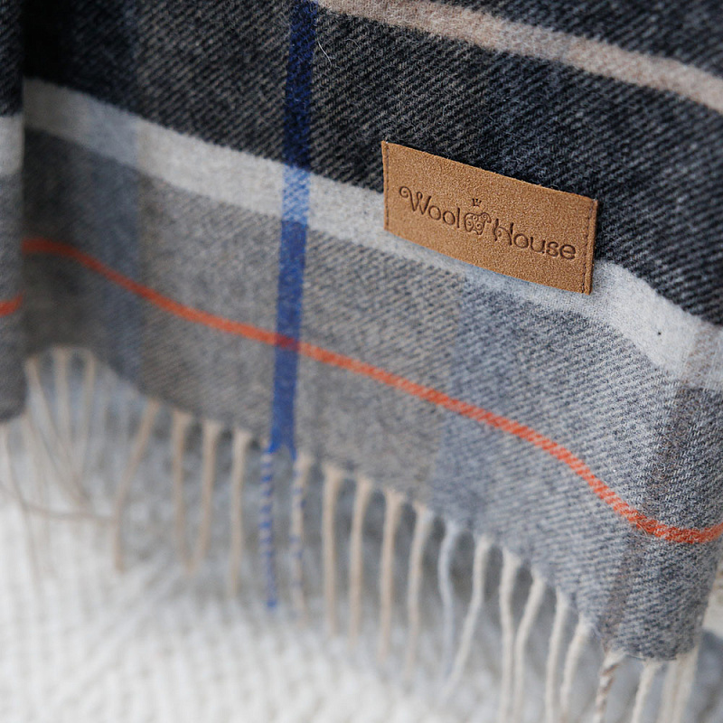 Плед Тревизо чёрная клетка