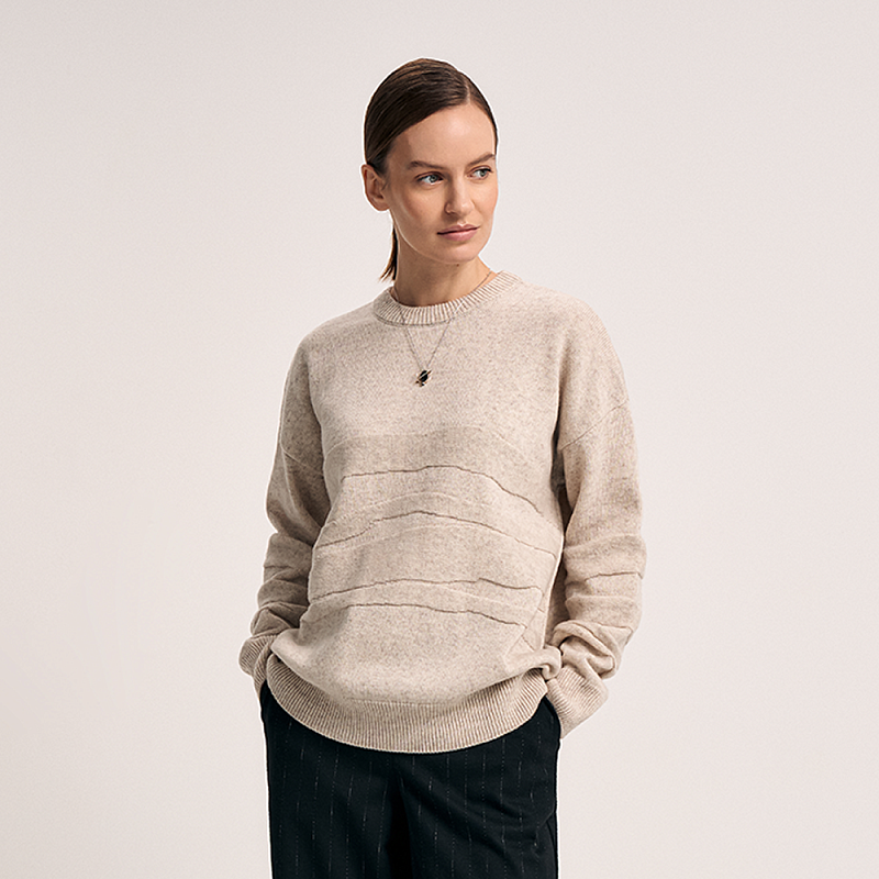 Пуловер О25.Т80.252 лунный кратер